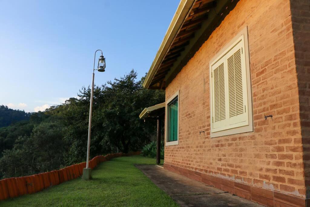 Recanto Dos Beija Flores, Chale Lantana C Monte Alegre do Sul Ngoại thất bức ảnh